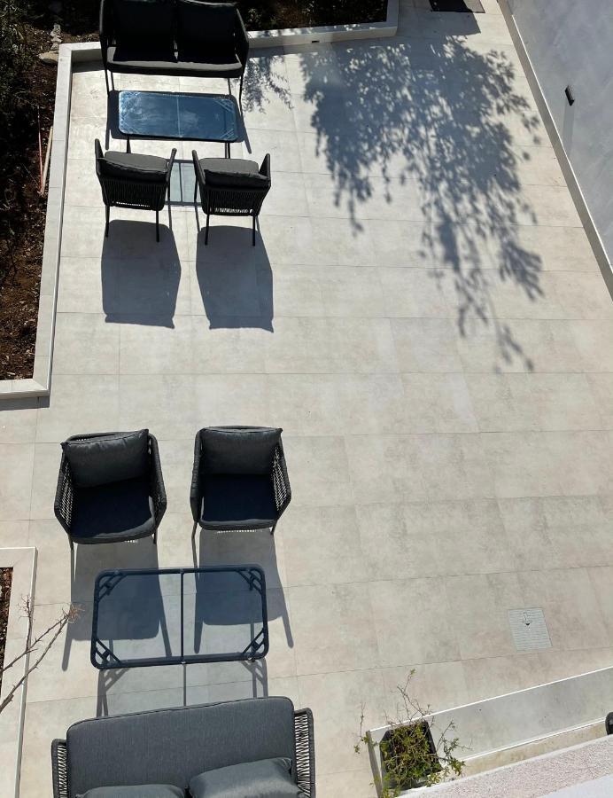 Apartmani Cvitanovic Baška Voda Екстериор снимка