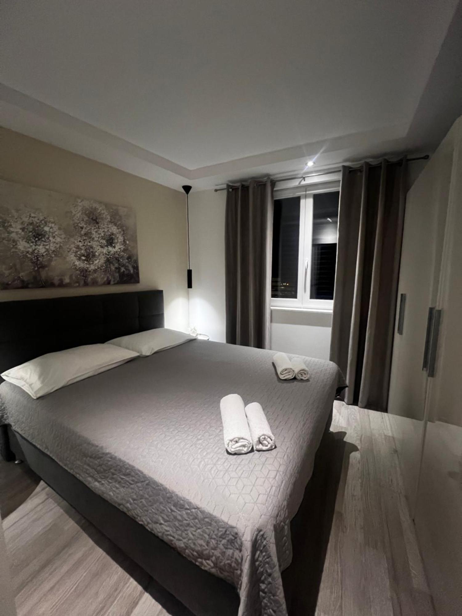 Apartmani Cvitanovic Baška Voda Екстериор снимка