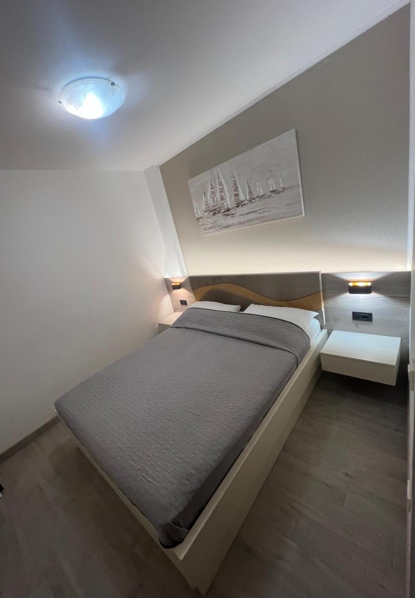 Apartmani Cvitanovic Baška Voda Екстериор снимка