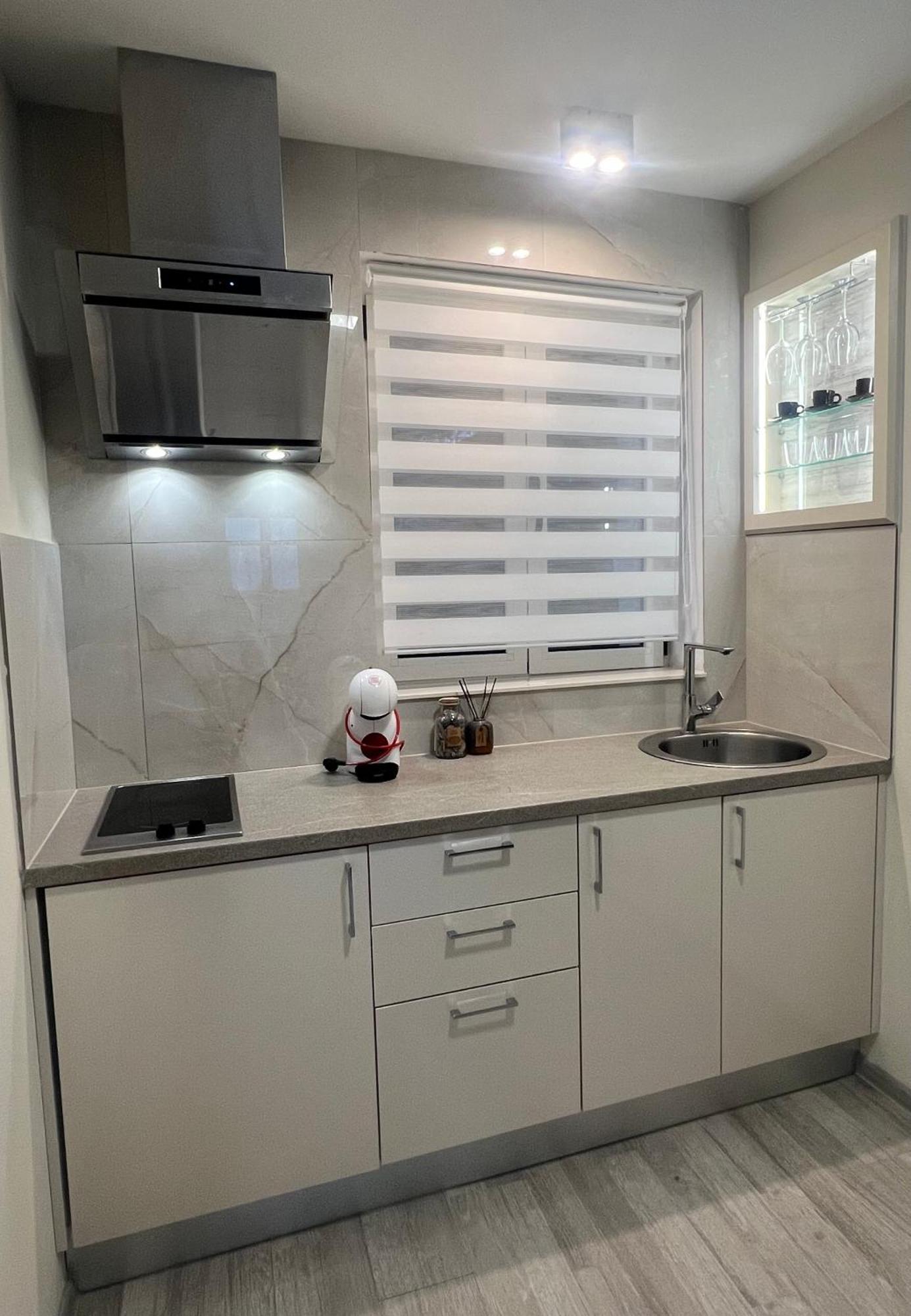 Apartmani Cvitanovic Baška Voda Екстериор снимка